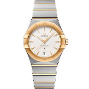 Quadrante argentato con finitura soleil e indici sottili applicati in acciaio lucido dell’Omega Constellation Quartz 36 mm
